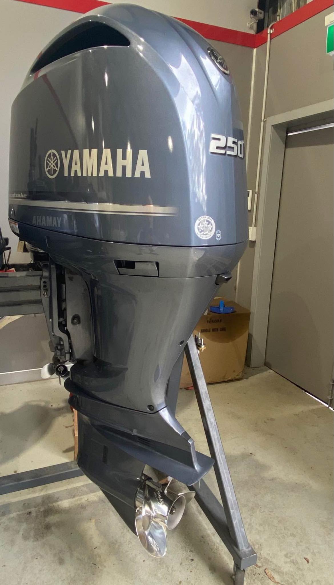 Used Yamaha 250hp Outboard Motor for sale