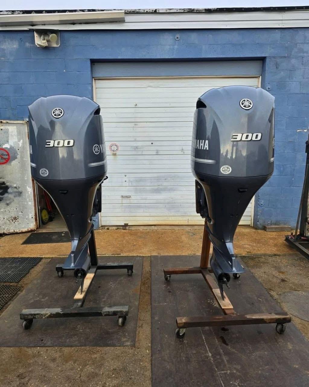 Used Yamaha 300hp Twin Outboard Motor for Sale