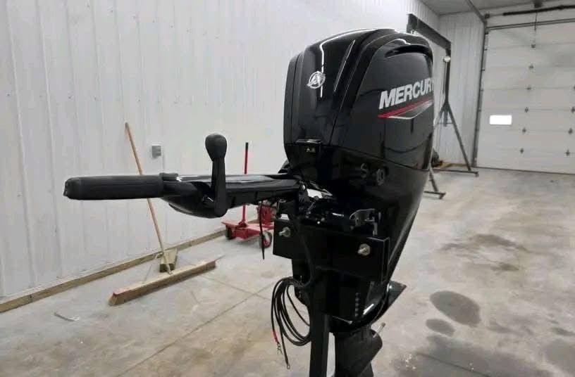 Used Mercury 115hp Tiller Handle Outboard for sale