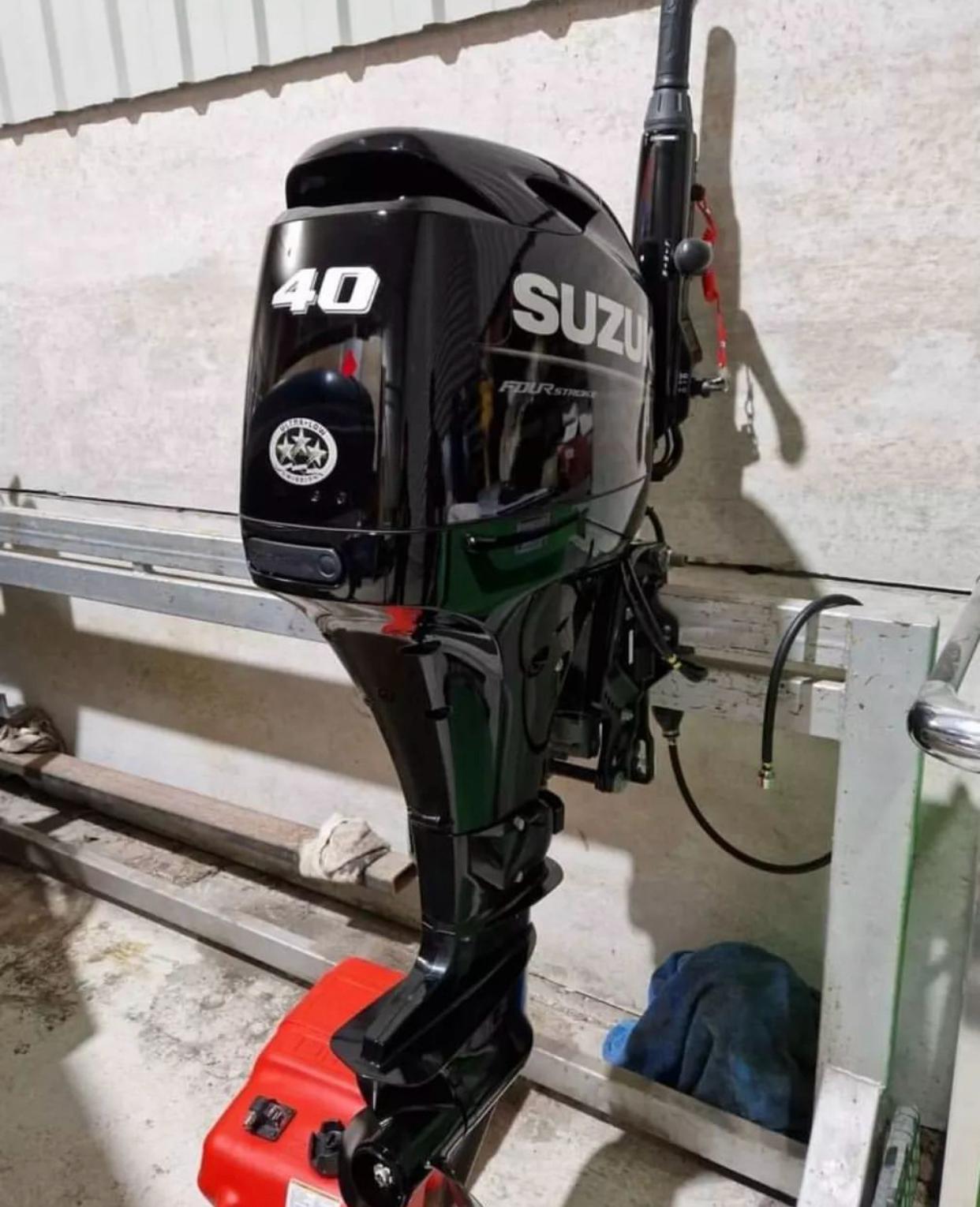 Used Suzuki 40hp Tiller Outboard for sale