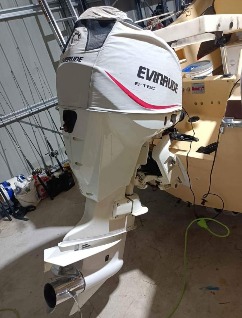 Used Evinrude 115hp Outboard Motor for sale