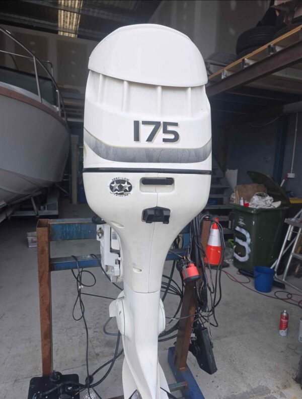 Used Evinrude 175hp Outboard Motor for sale