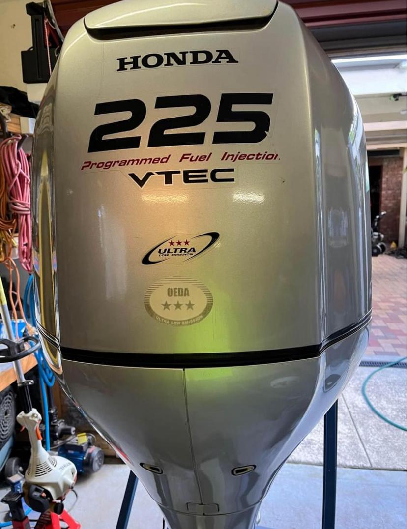 Used Honda 225hp Outboard Motor for sale
