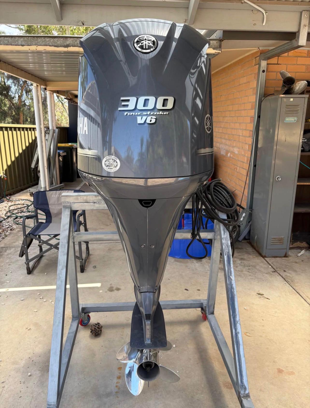 Used Twin Yamaha 150hp Outboard Motor